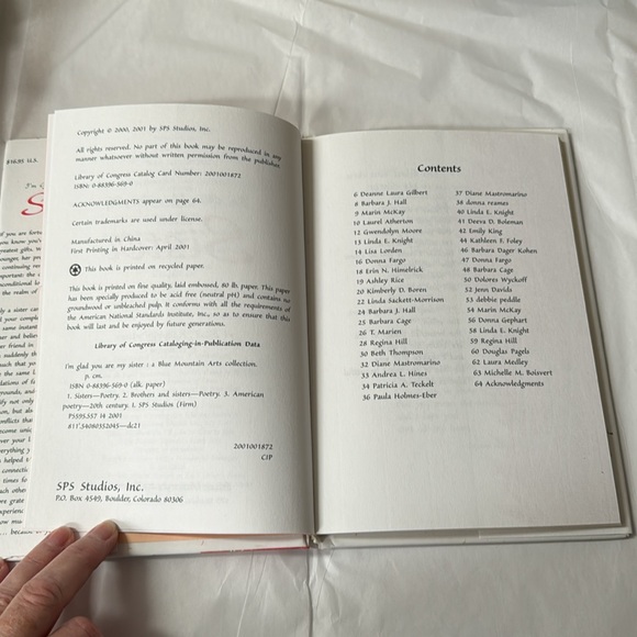 ⛱️2/$5⛱️I'm Glad You Are My Sister: A Blue Mountain Arts Collection hardcover - Picture 7 of 11